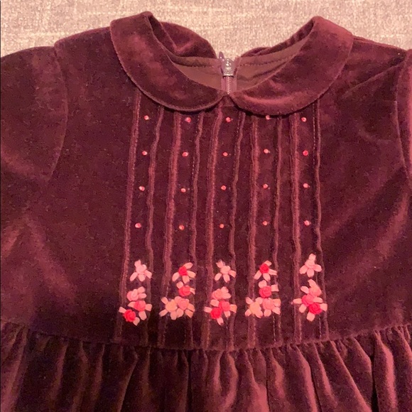 Velvet 2 year old dress - Picture 2 of 8